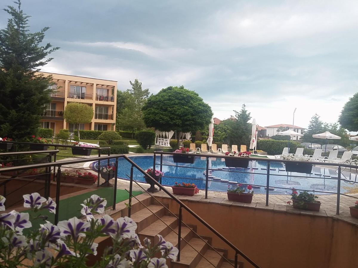 Apartments Sozopoli Hills Exterior photo
