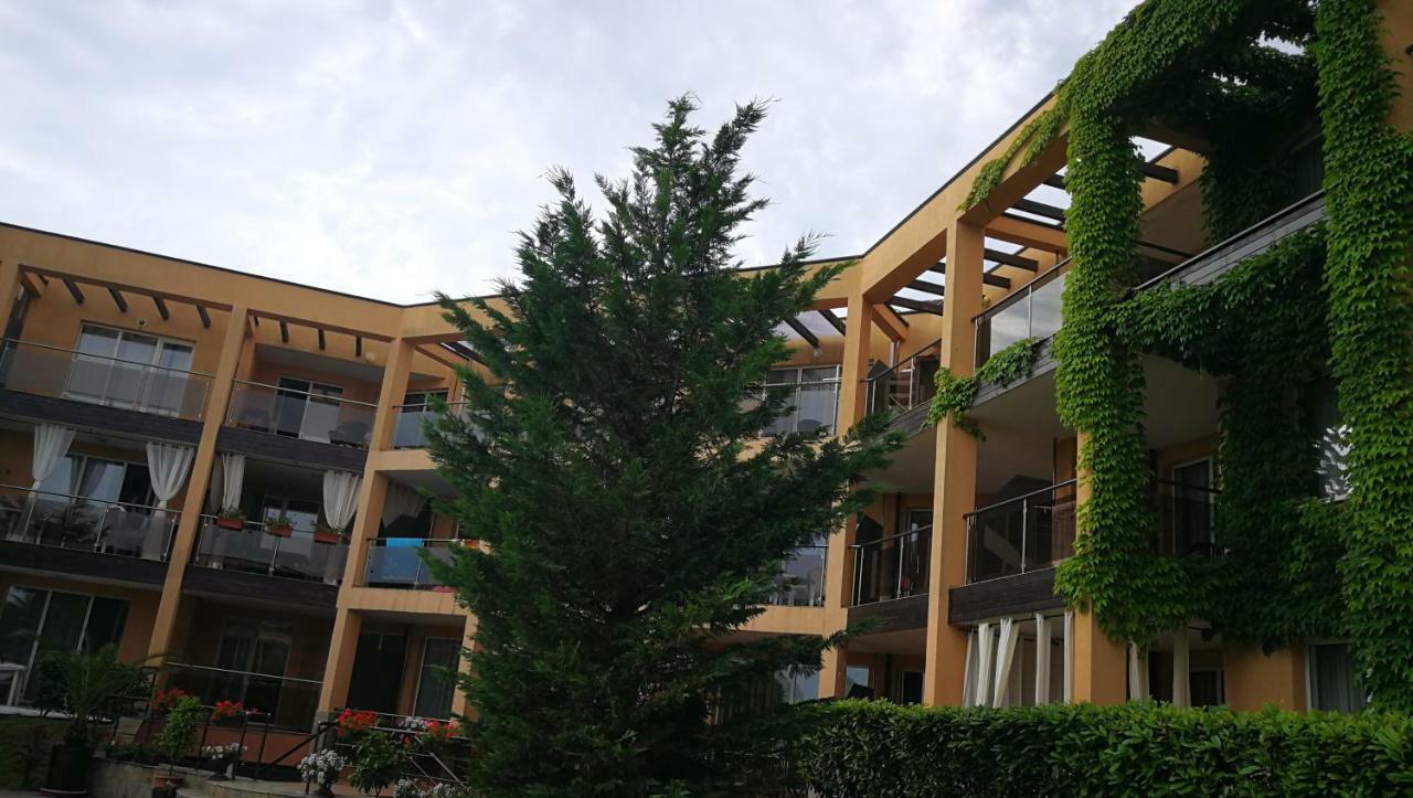 Apartments Sozopoli Hills Exterior photo